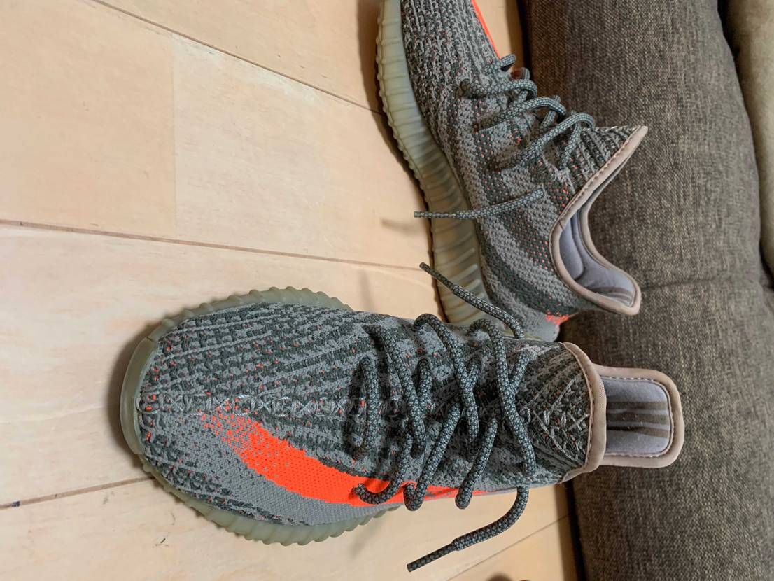YEEZYやっぱカッコいいな