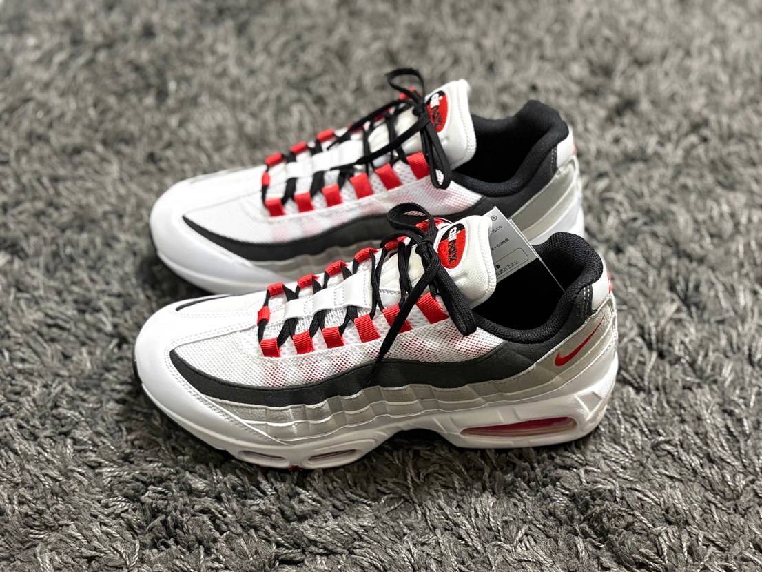 コメットレッドは95年11月。学校帰って毎日雑誌のショップリ