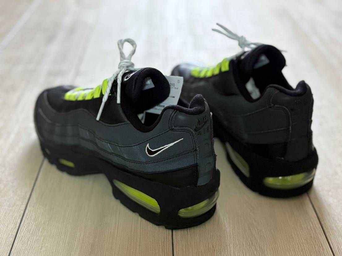 上下とフロントの本革が重厚〜😎
25PSI、箱。HRJKは