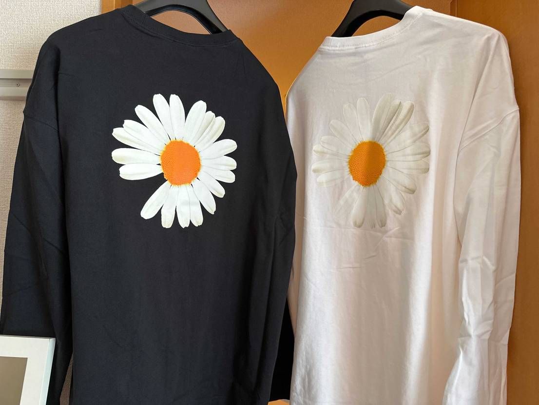 値段的にプリントだとは思ったけど...
刺繍がよかった...
なによりもデカ