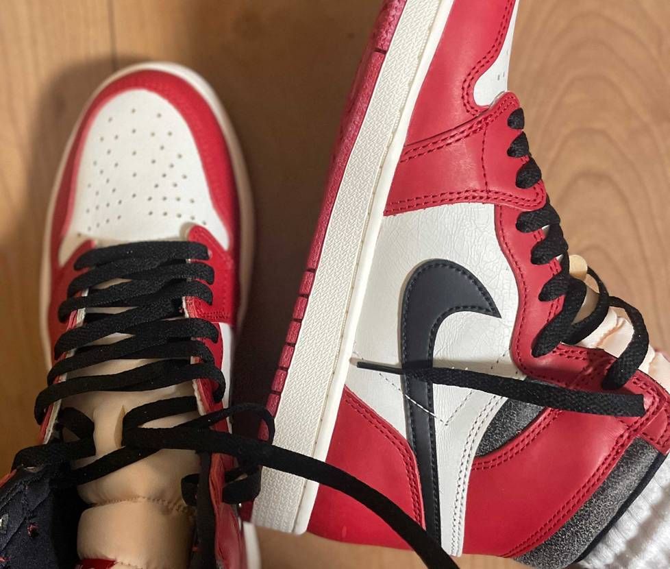 他のAJ1HIGH OG より小さく感じて小指が痛いのは自分だけですか？皆さんの