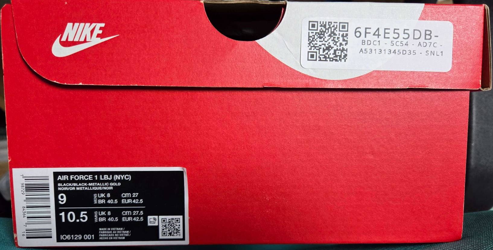 LBJ AF1届いたけど、完全にこれ…
と思って調べたら、