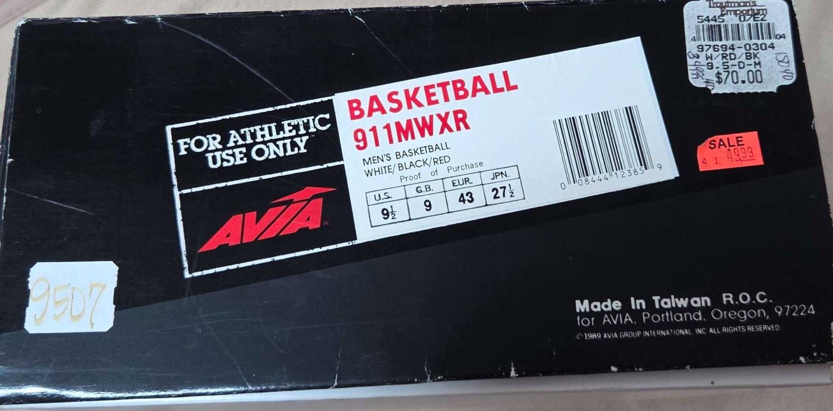 以前投稿していた品が届いた。
Avia 911
Avia