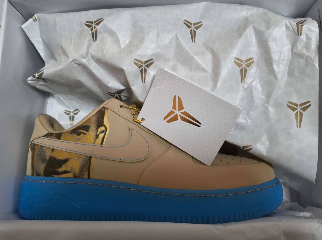 届いた。ただただ嬉しいなこれ。
2007年のNew Six調べてみたら全部高騰