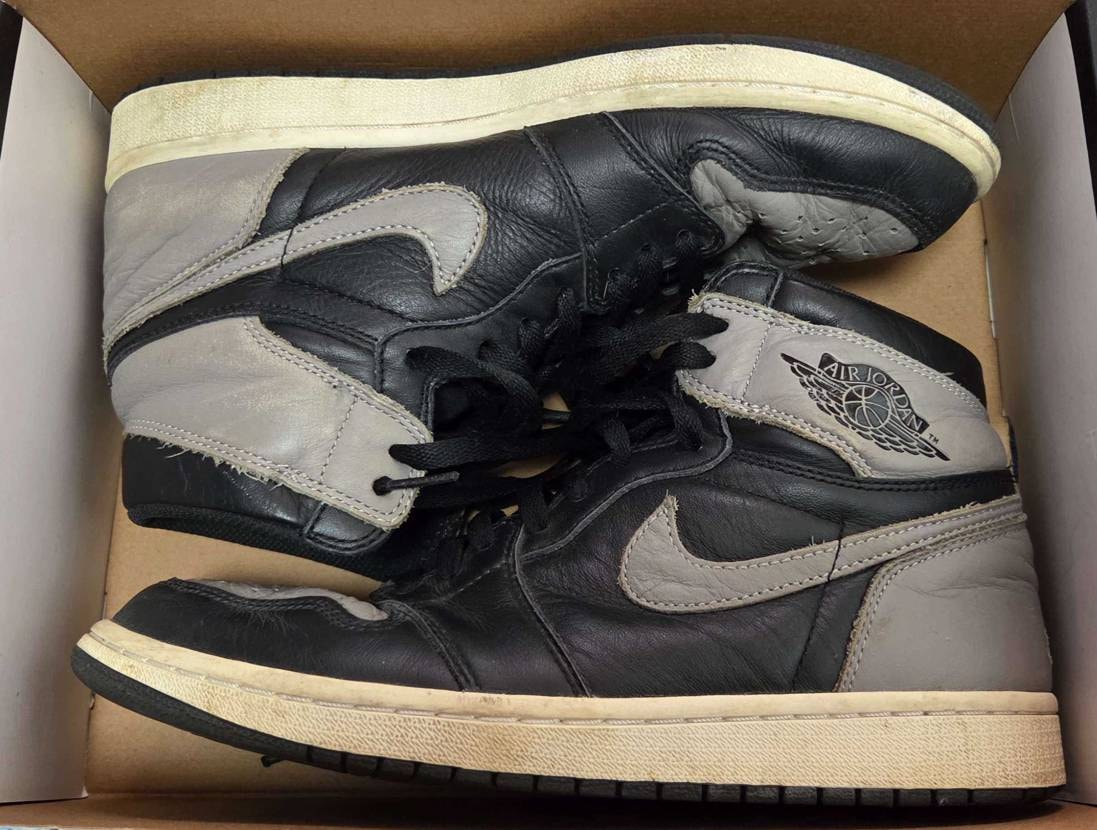 Air Jordan 1の黒系も、久しぶりに出してみた。
