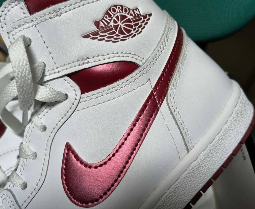 2016年製で着用歴まもなく10年のAJ1 OG Metal