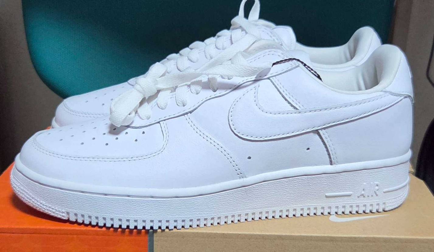 AF1 01仕様のオールホワイト届いた。
スニダンのオファー、ありがとう。
