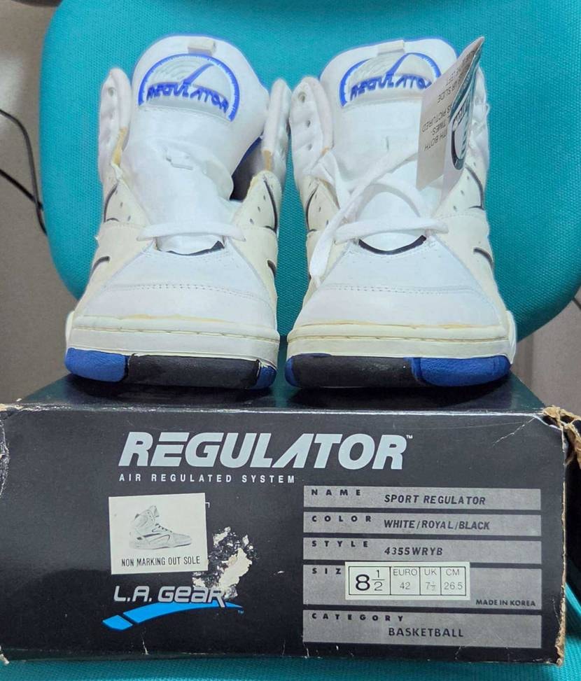 箱付きで買えたL.A.GEAR REGULATOR届いた。
