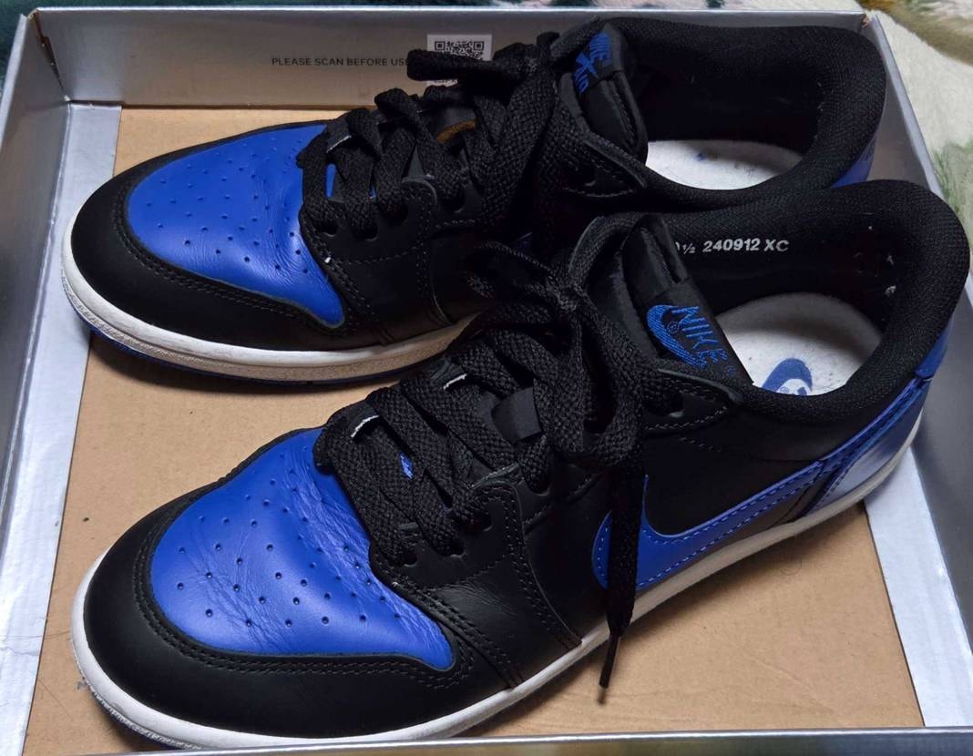 一次含め3足買って、1足履いてるけど…
意外に外出る時思考停止でこれを手に取る