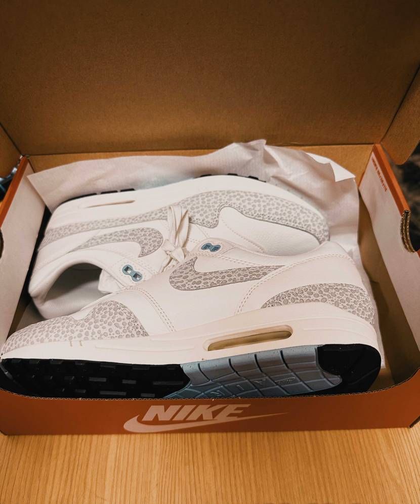 めっちゃ可愛い！！　シンプルな上に周りと被りづらいのが最高かも！　とりあえず履き