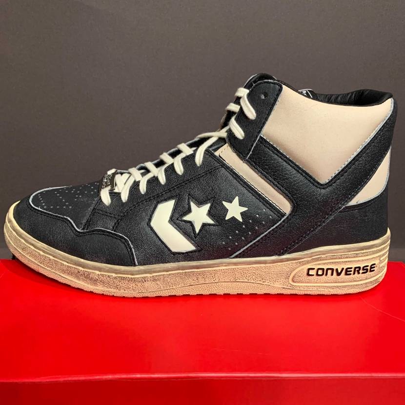 本日 converse 公式で発売のweaponです。
価格面を理由に購入を見