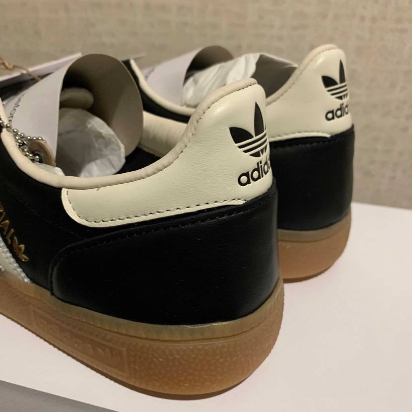 今更ですが今年初投稿&初スニーカーです
毎度のMiG sp