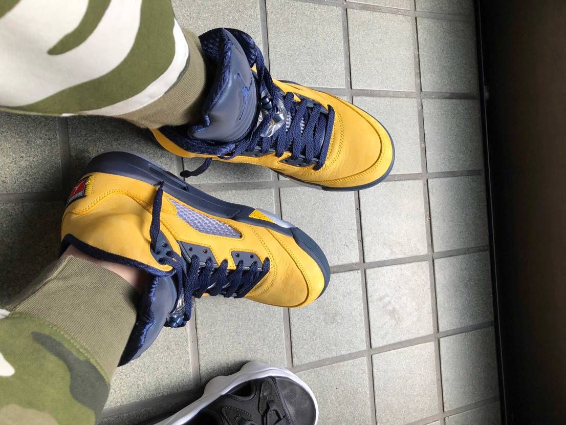 今日の相棒はこいつ😁やっぱAJ5は履きやすいな👍
さてと、いざNIKE Osa