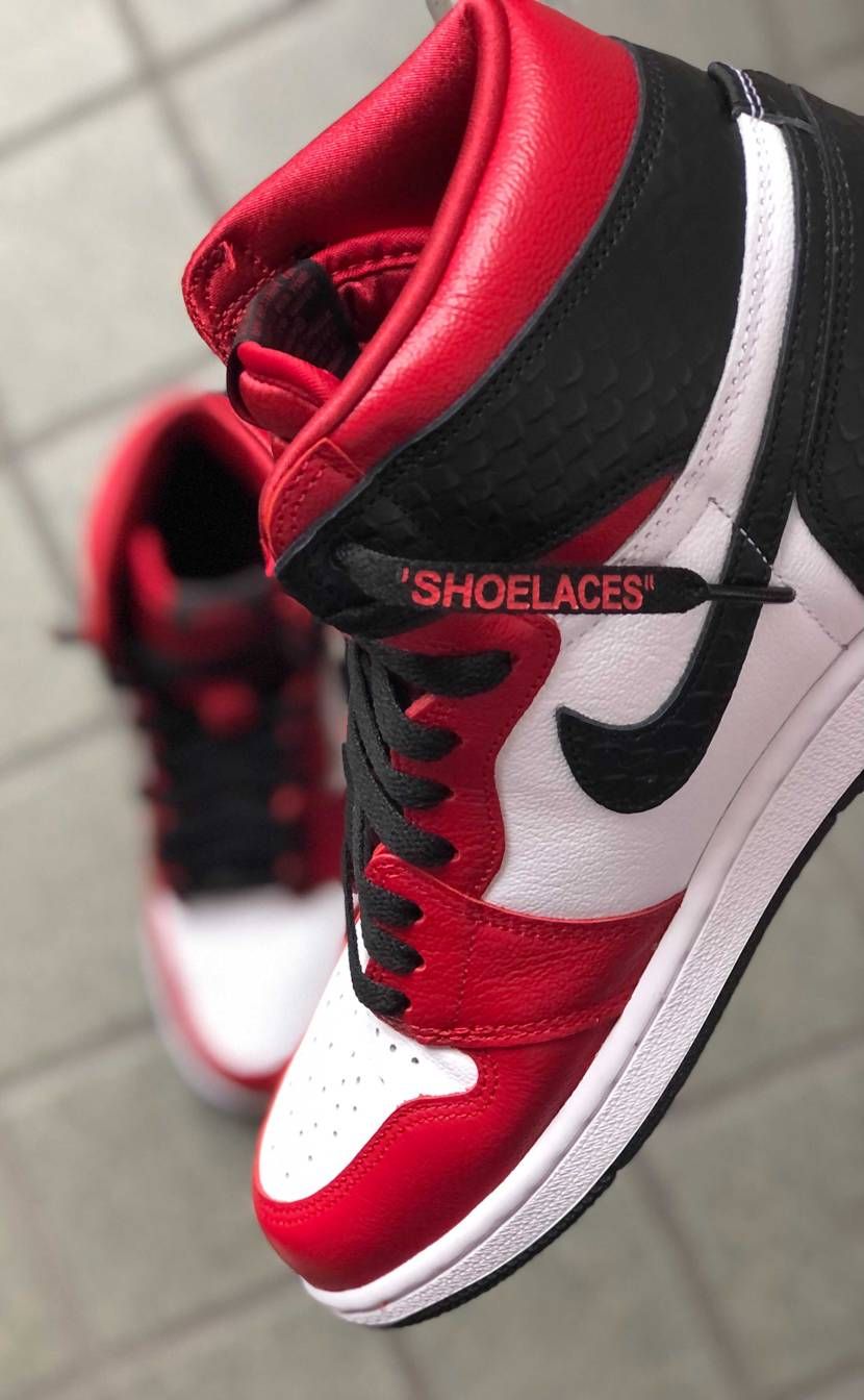 久しぶりにこいつを履いてお出かけ〜😁 やっぱかっこいいな👍