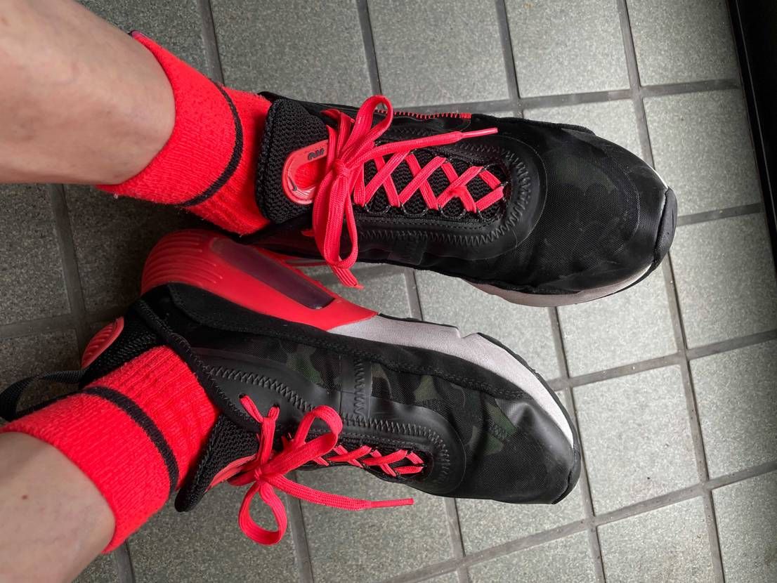 今日めちゃ久しぶりにAM2090ダックカモ履いてみたけどやっ