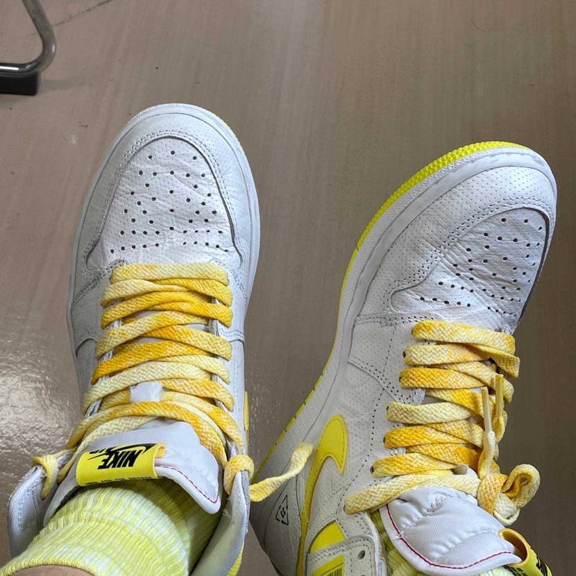 今日久しぶりにfirstclass flight履いて出かけたけどAJ1履くのが