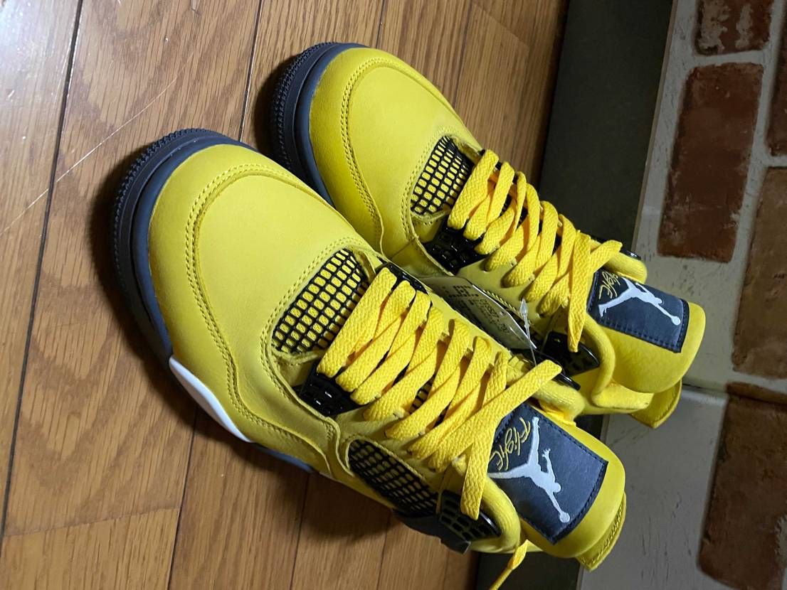 AJ4tour yellow息子とお揃いで届きました👍
な