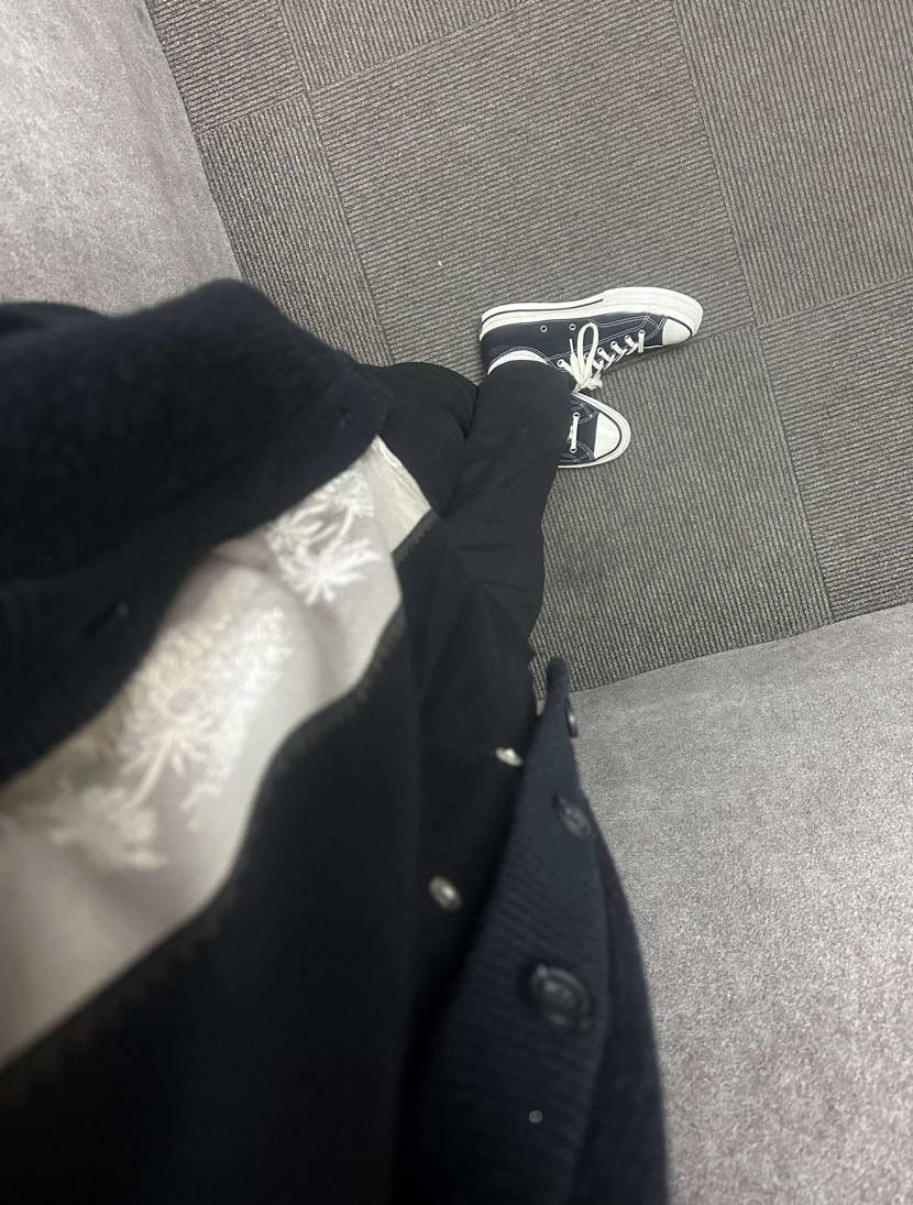 くつひもむすんだら外飛び出す四角い空へ今日もまた走り出す🎵

ヘイルさんのと