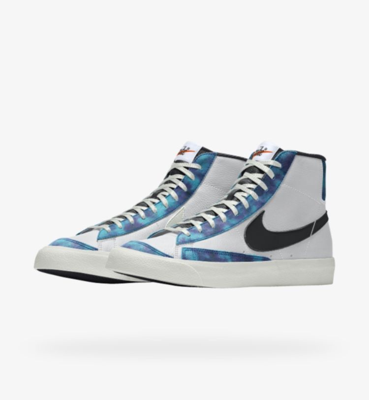 こりゃ夏しか履けない感じ笑
買おうか悩む...