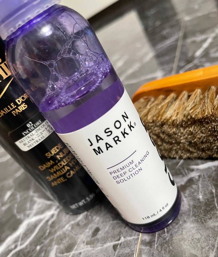 いつもスニーカーをゴシゴシするために使ってるジェイソンマーク｡
ふと思い立って