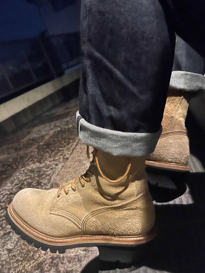 今日は無性にブーツ履きたくて44と夏に似合わないジョガーで身長盛ってみました😙