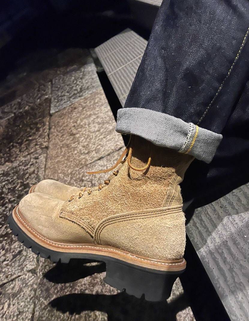 今日は無性にブーツ履きたくて44と夏に似合わないジョガーで身