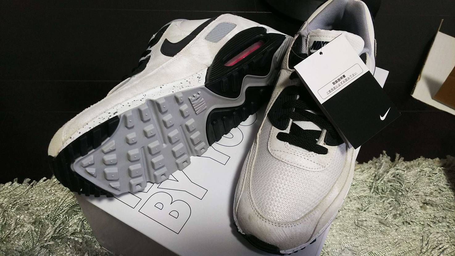 私がNIKEスニーカーにハマるきっかけになったスニーカー👟です。
NIKE AI