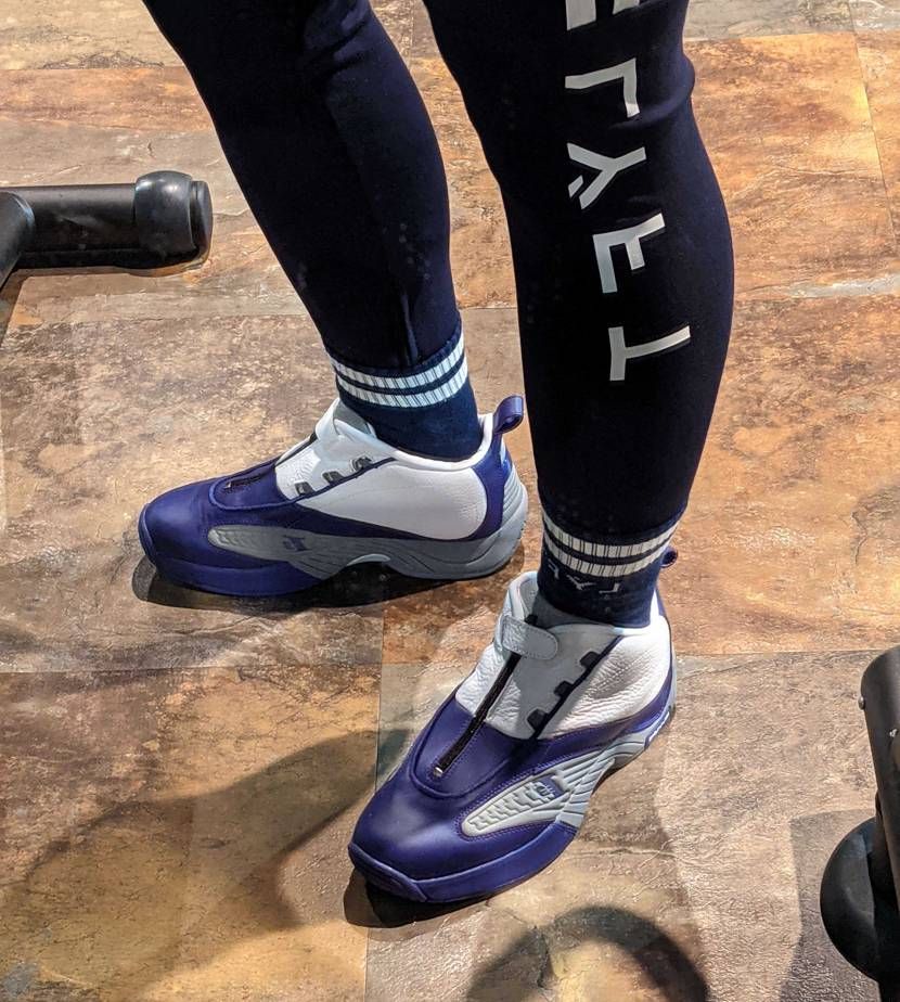 今日は背中トレ💪

同じ身長のマイヒーロー🦸‍♂アイバーソン🔥🔥🔥
Answer