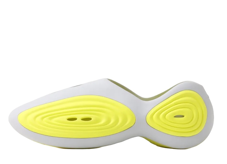 このクロックスの24cmがめっちゃ安いんで娘用に買おうと思ってますがサイズ感わか