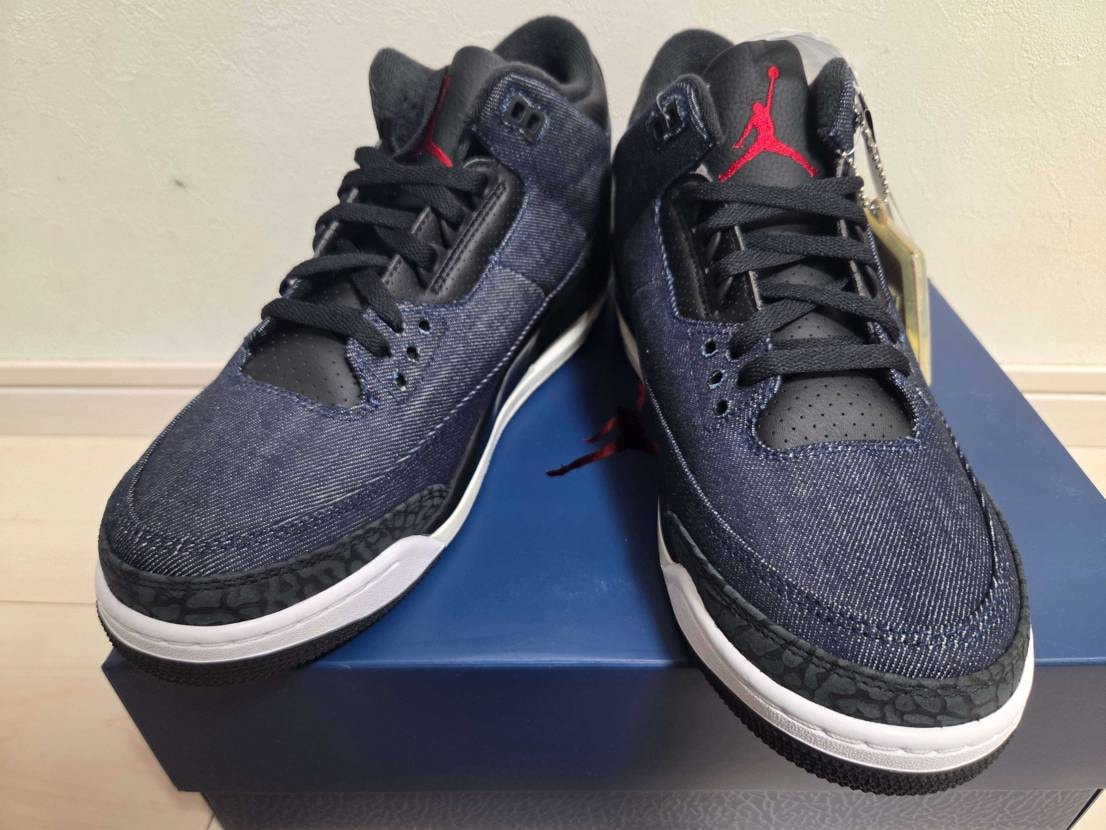 オンライン抽選全滅
店舗2桁番台で諦め
まさかのSNKRS大量リス
を我慢