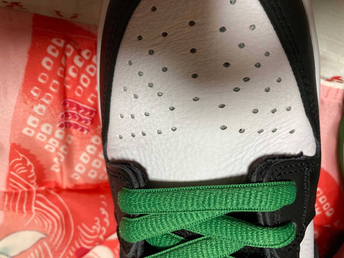 箱無しだけど、試着程度の使用感でこの値段なら安い？
もう買