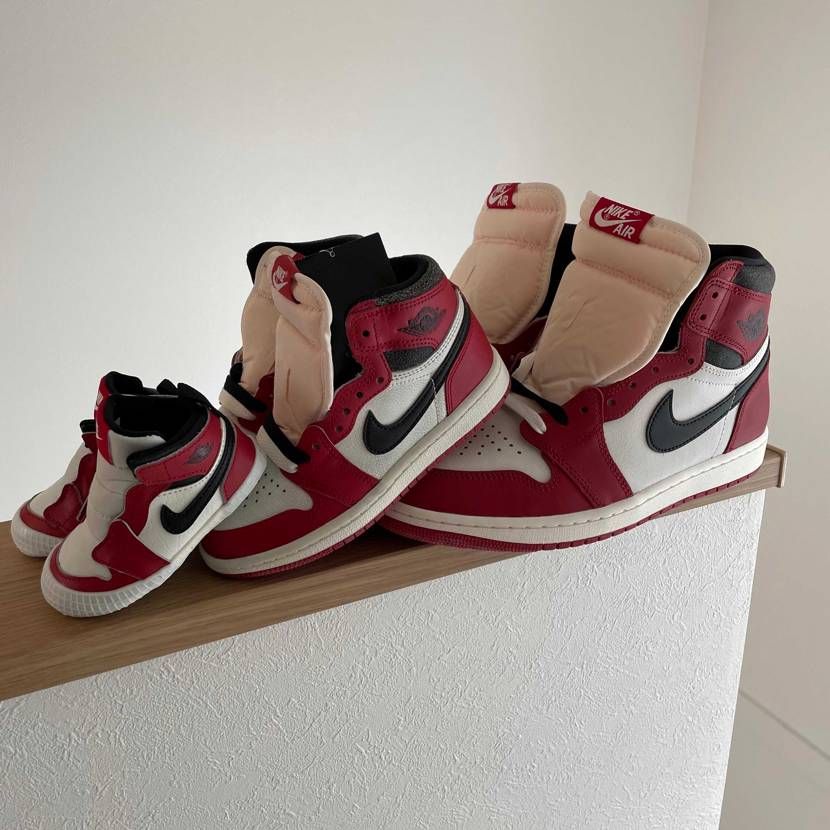 皆様今年もお疲れ様でした。
すっかりスニーカー熱が冷めてしまって
ソフビ沼に