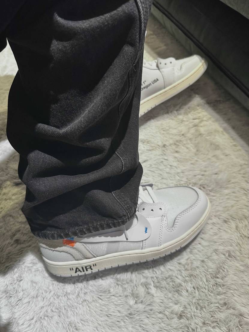 すごい軽くていい感じです🤍
インソールはトゲトゲしてます🦔
たくさん履いてい