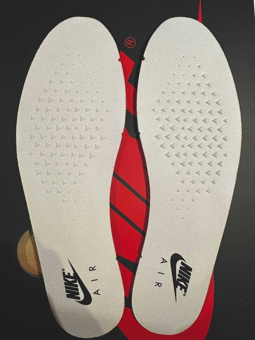 すごい軽くていい感じです🤍
インソールはトゲトゲしてます🦔