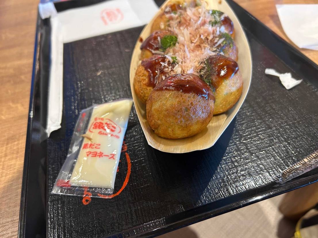 今日は末っ子の坊やと🚃デートです✨

銀だこいつも食べる