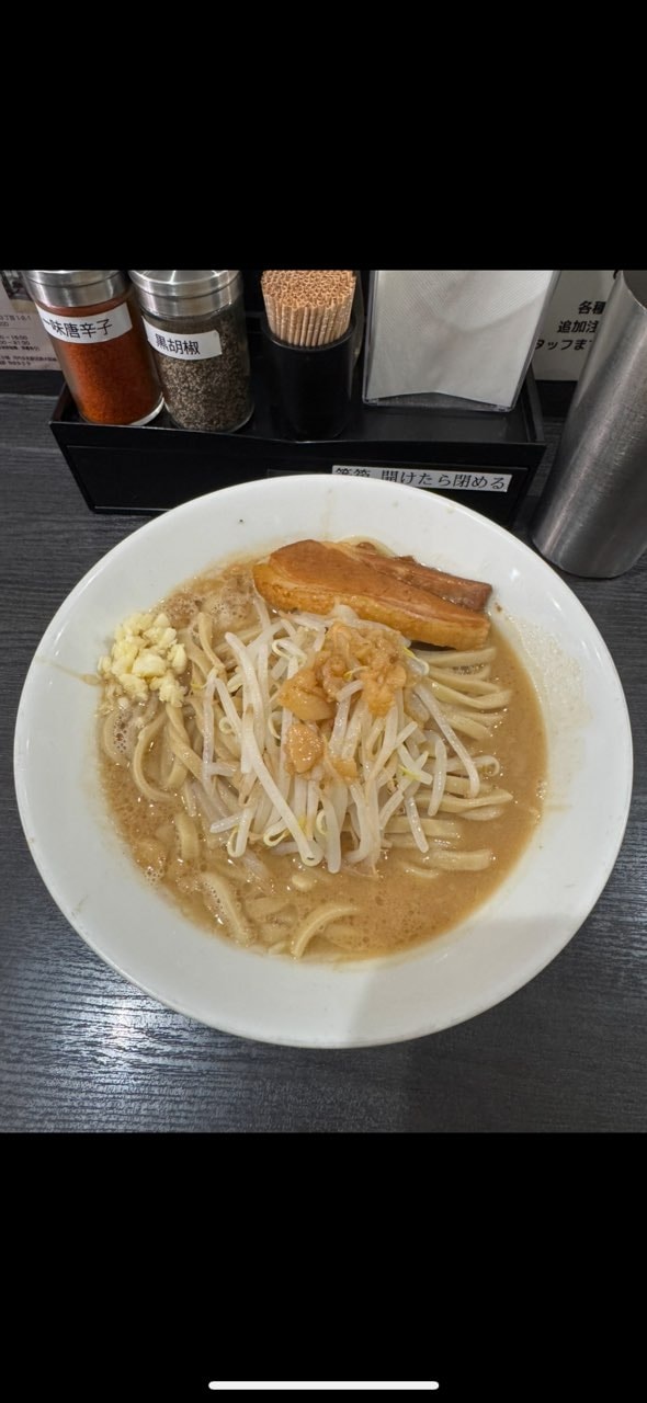 こんにちは☀️
木曜日　月1のラーメンDAY
金曜日　イ