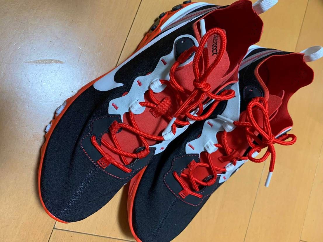 nike.comで3500円で購入したリアクト！
恐ろしく軽い🤭　これはよい買