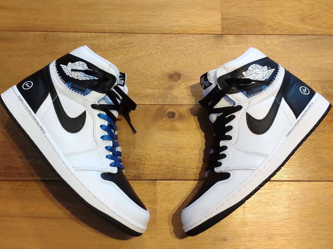 最初からゴッセレ期待してなかったので、即2次で購入。Varsity Red an