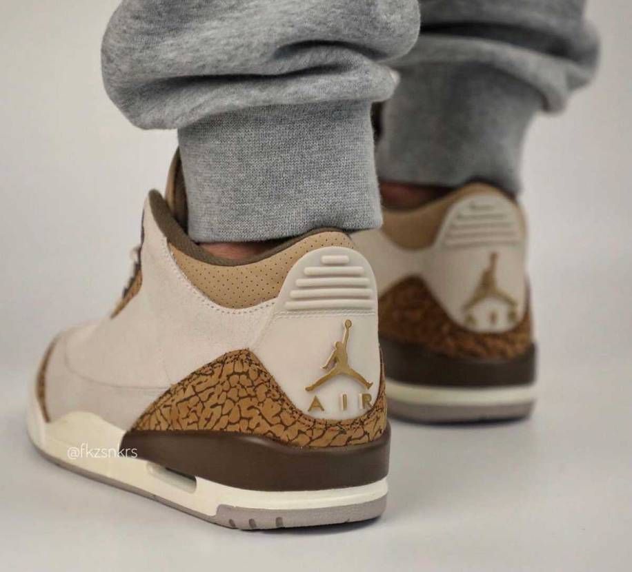 んー、渋くて良きカラーですな😋