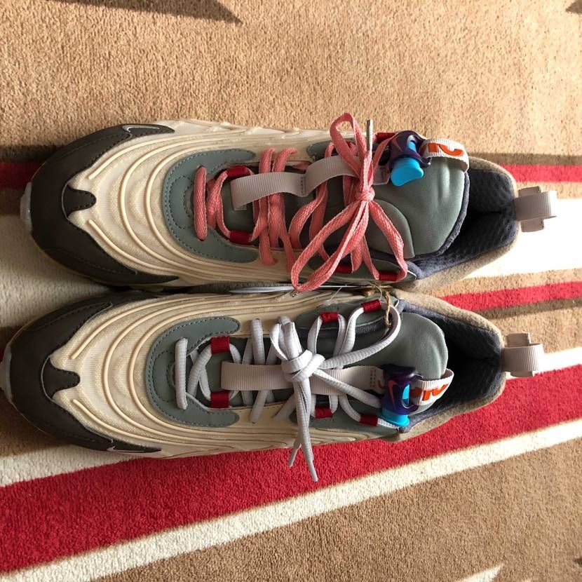 トラビス買ってしまった😆

シューレース はスニ垢男子のリフレクターに変更し