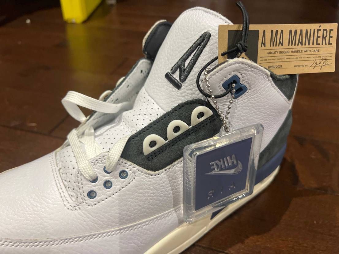 アママ公式当選のAJ3、ボックスもかっこいいし配色が最高！