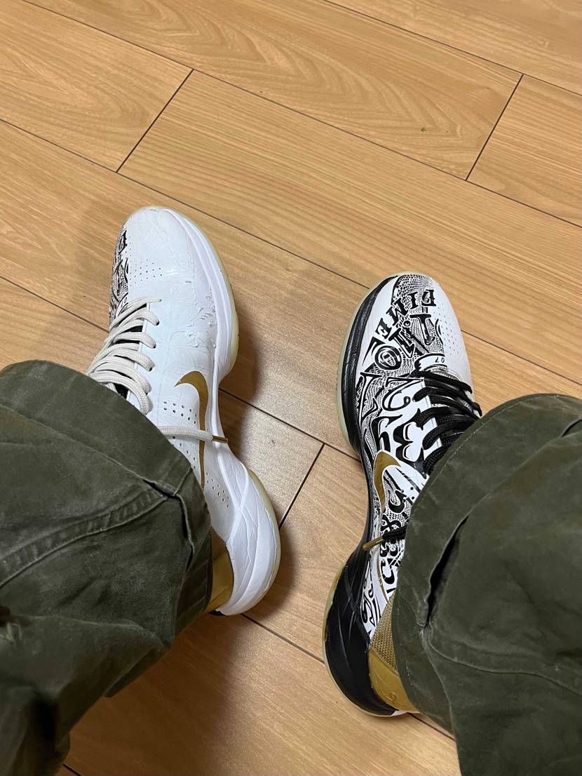 高校生の時使ってたからボロボロだけど😭
明日は頑張ろな。仕留めに行くぞ
友達