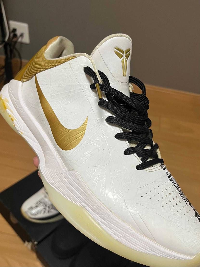 東京体育館でプレーした思い出バッシュ達
今年のベスト4争い