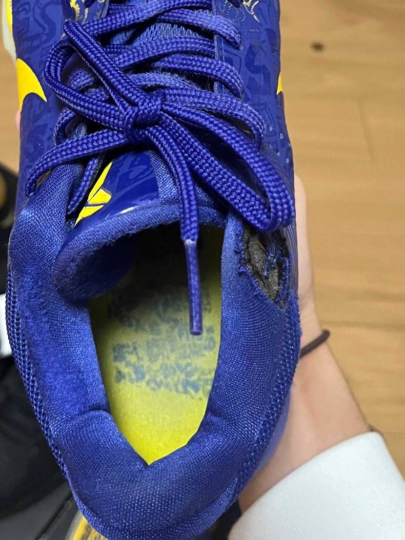 東京体育館でプレーした思い出バッシュ達
今年のベスト4争い