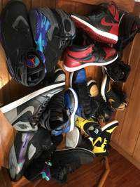 NIKE