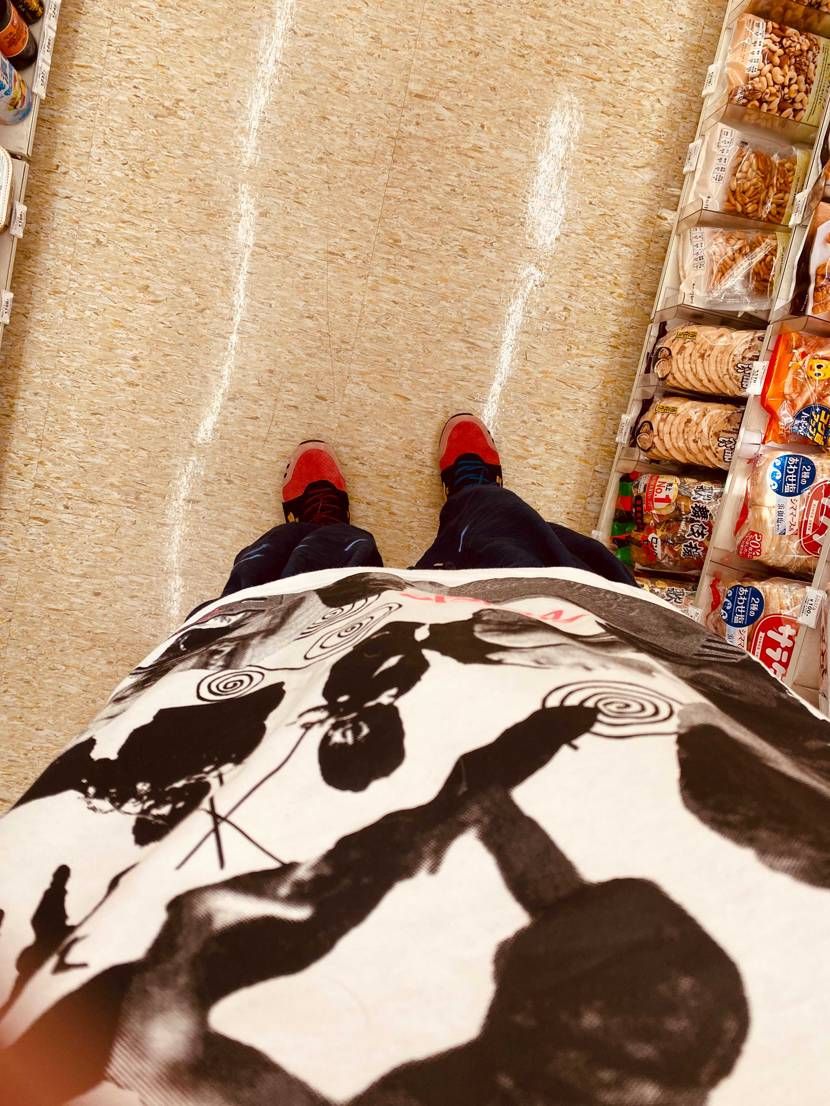 おはようございます🌞

初履きです。

やっぱ、アシ