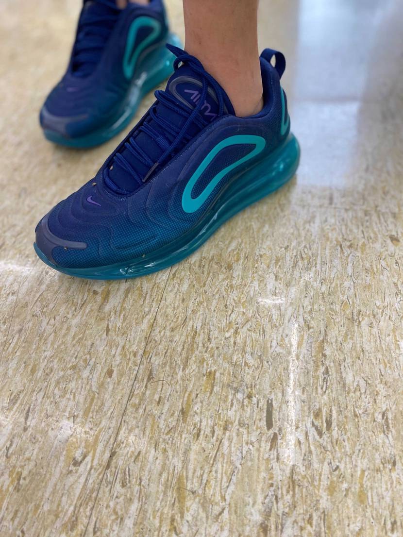 札幌はね、暑いかな。。

エアマックス720 ！

