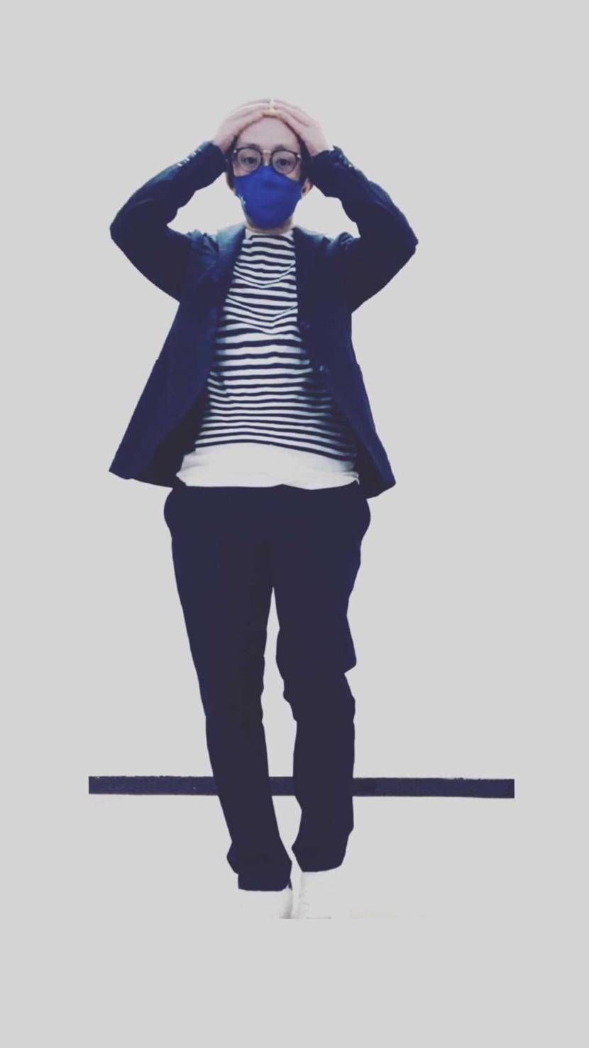 おはよう御座います。
本日、セットアップにボーダーシャツ‼️
スニーカーはジ