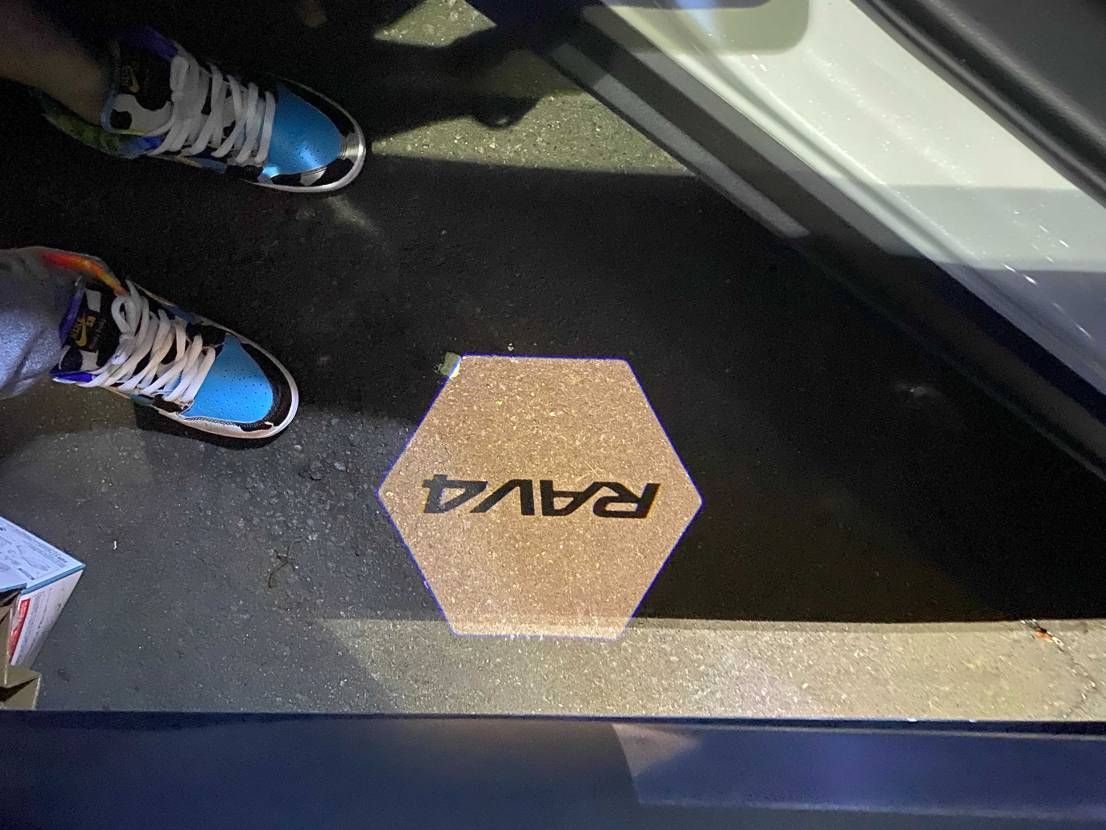 アイスダンクとrav4 ツーショット‼️

rav4 は本日納車しました。