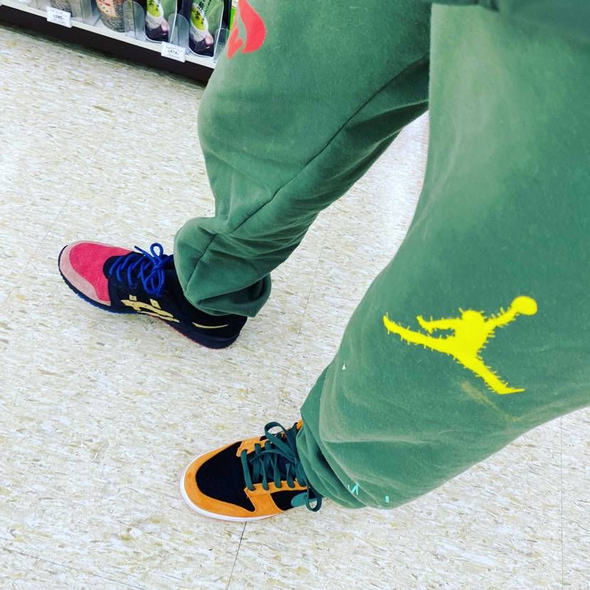 ガチで寝ぼけていた。。

ある意味レアなバカ履きかな。。www

炎上に